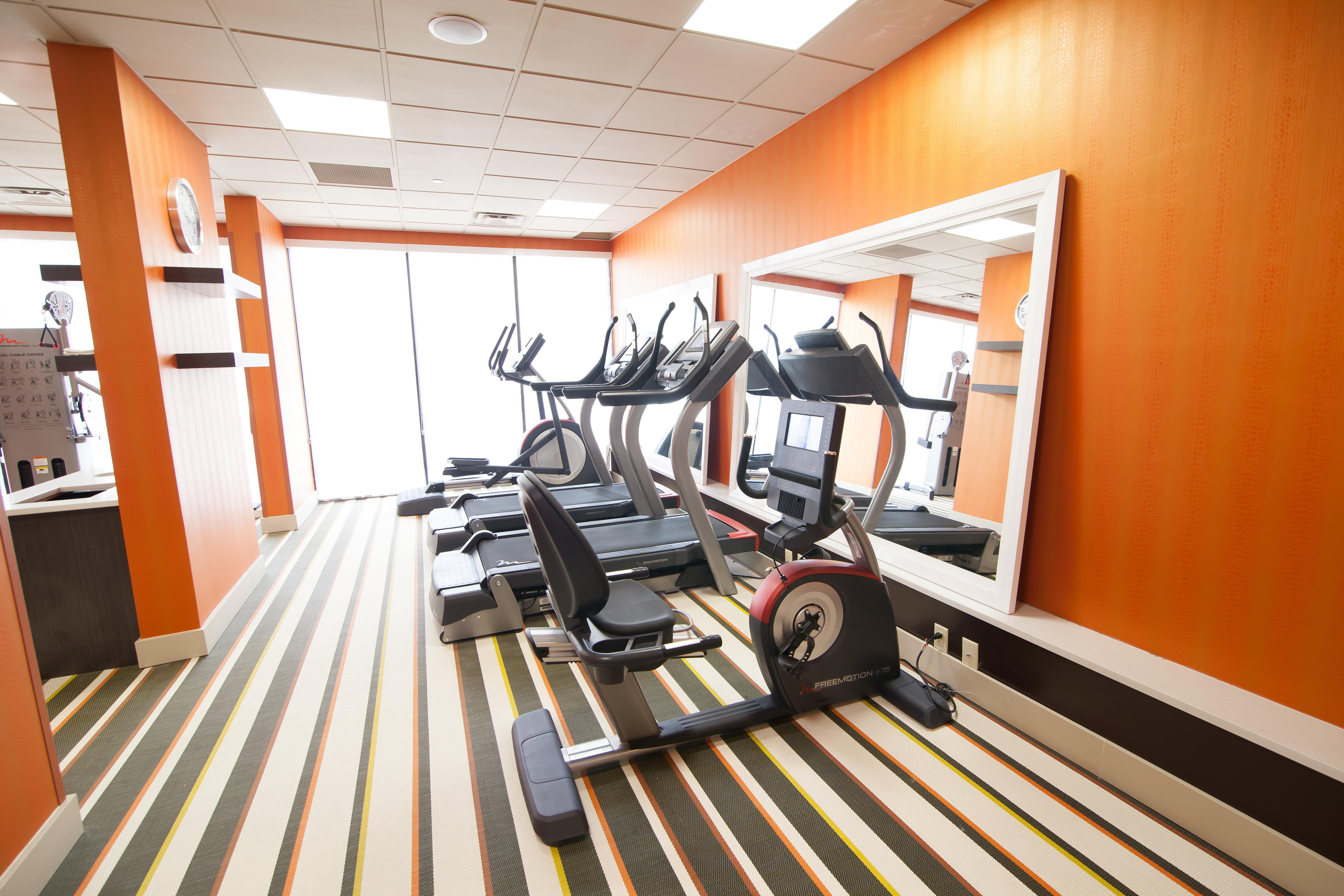 Holiday Inn Express Atlanta Galleria-Ballpark Area By Ihg Smyrna Esterno foto