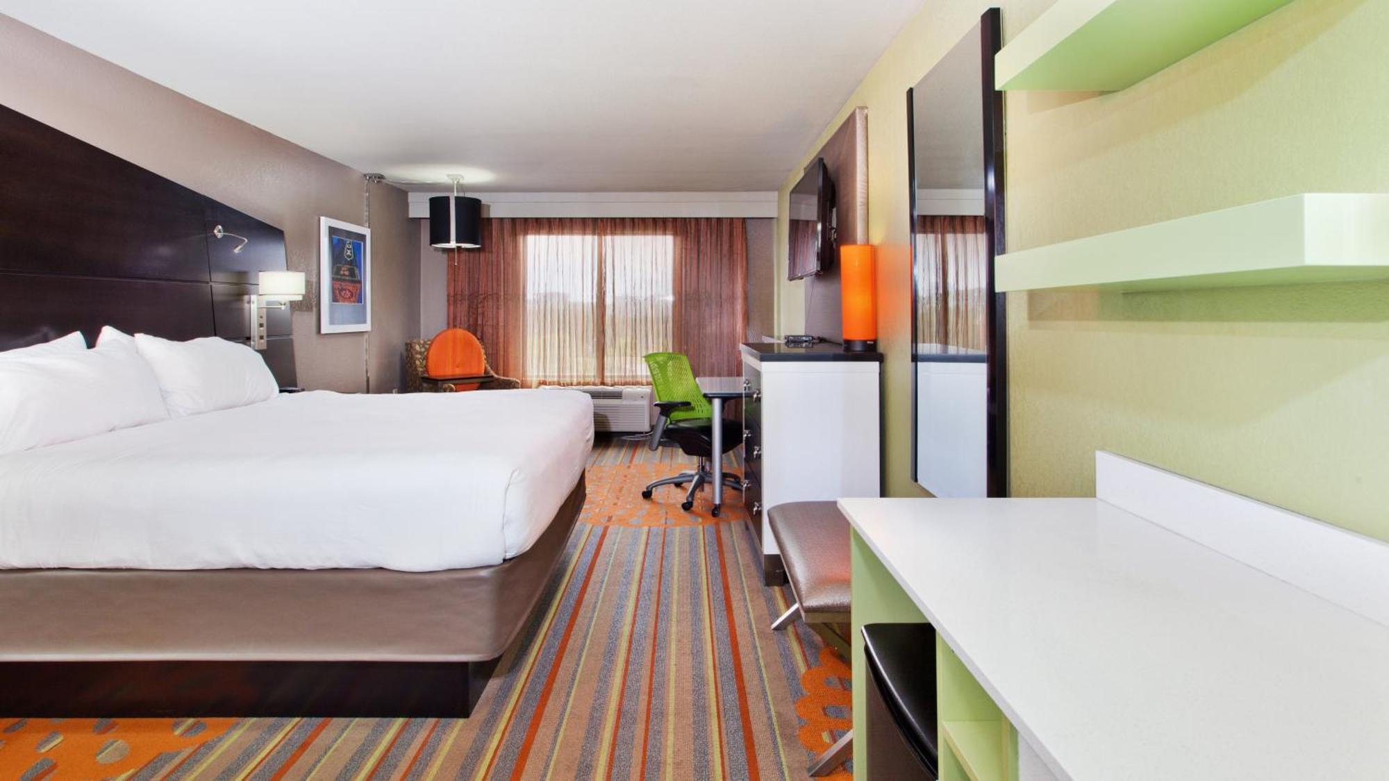 Holiday Inn Express Atlanta Galleria-Ballpark Area By Ihg Smyrna Esterno foto